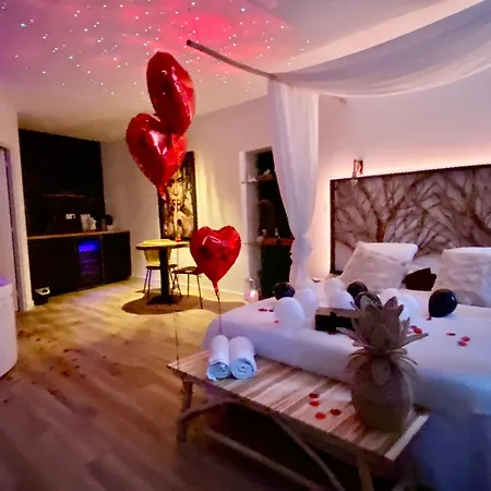 Διαμέρισμα Le Boheme Spa, Loveroom A