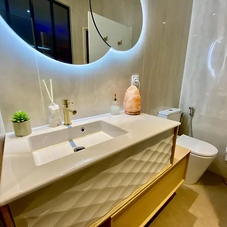 Appartement Le Boheme Spa, Loveroom A Sète